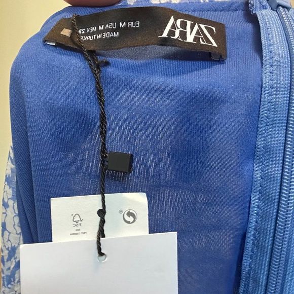 ZARA Blue and White Chiffon Mini skirt - Picture 2 of 6